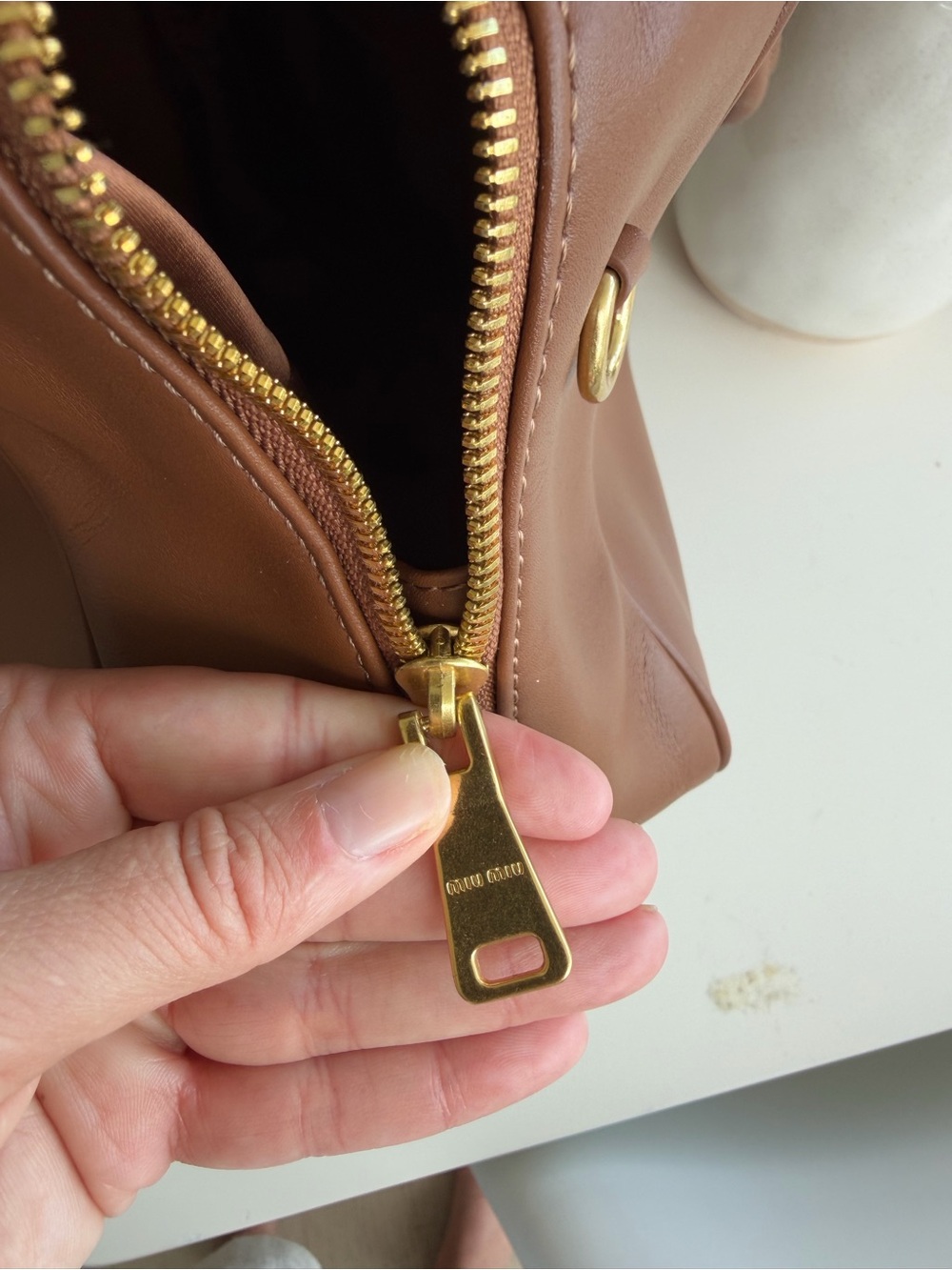 Miu Miu Tan Leather Zip-Top Handbag with Gold Hardware - Picture 4 of 7